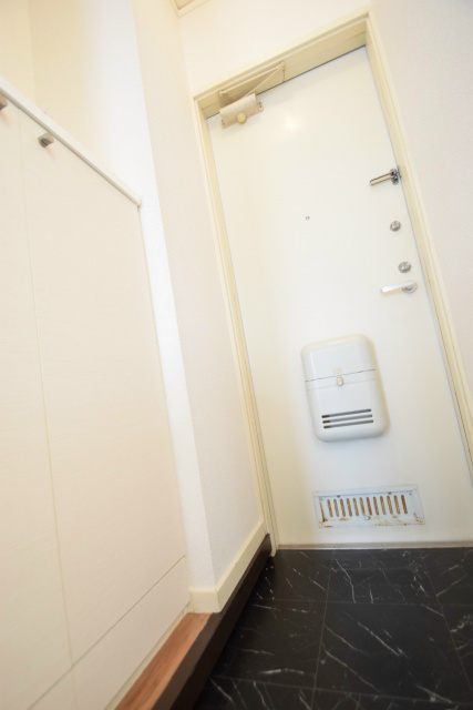 ディアコート開成Ｂ棟 玄関