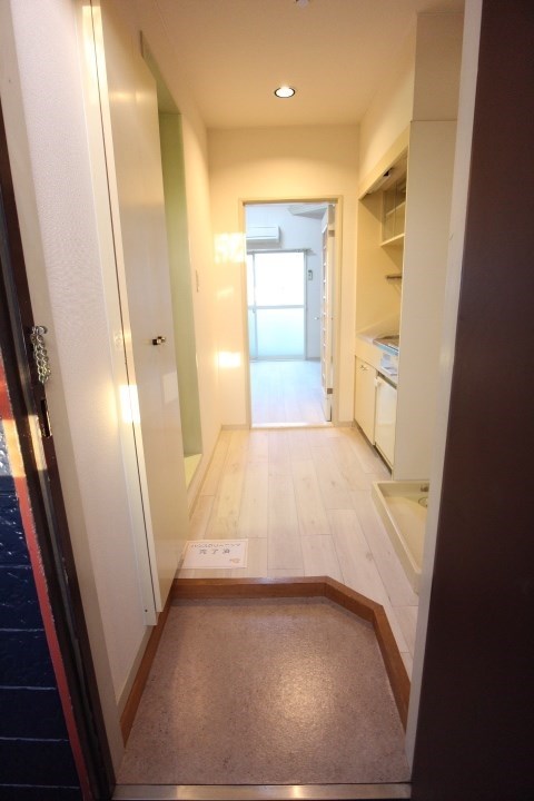 ラ・メール板宿 玄関