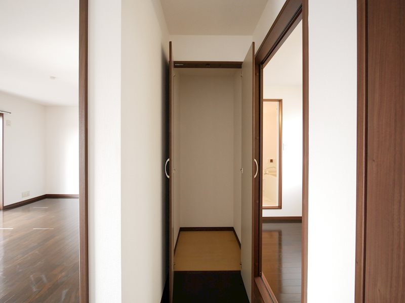 セントヒルズ泉 収納