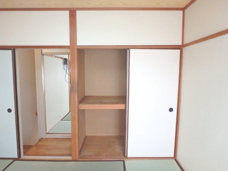 柳原ハイツ　A 収納