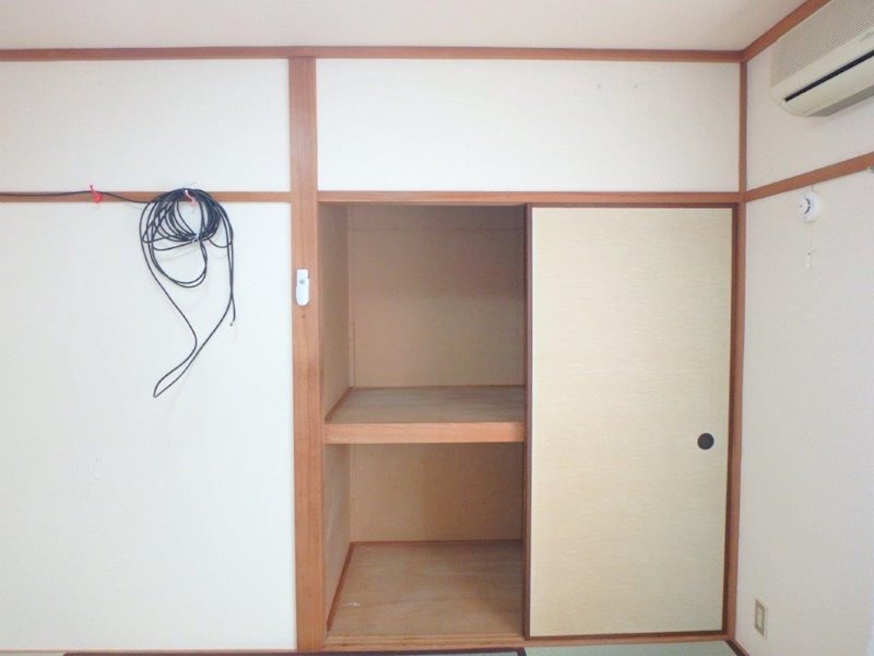 柳原ハイツ　A 収納