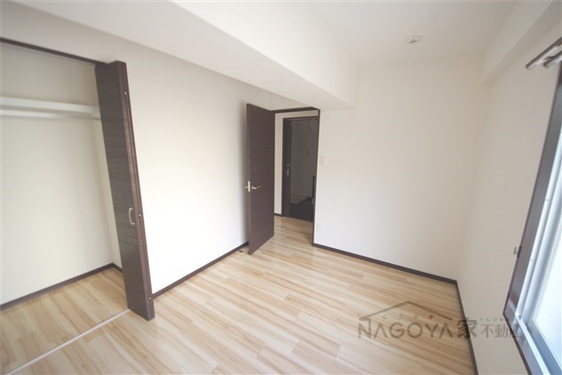 クレッセンド清水ヶ岡 ベッドルーム