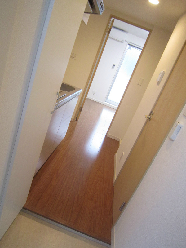 リブリ・ブランドール湘南台 玄関