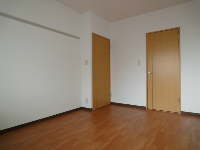 ベルフラワー参番館  ベッドルーム