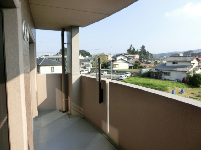 ベルフラワー参番館  ベランダ