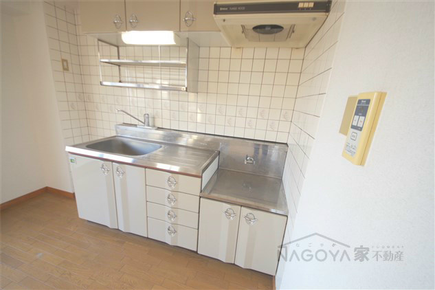 ナビオ池下 キッチン