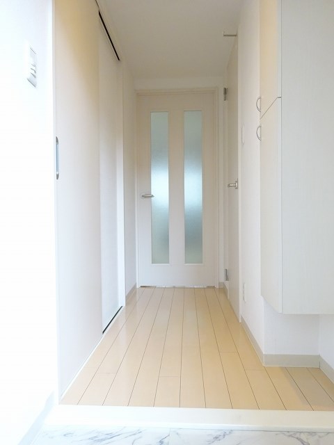 マ メゾン 玄関