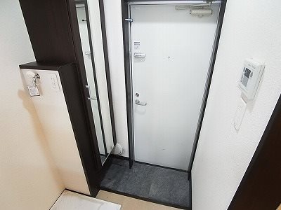 フローラルタウン八潮 玄関