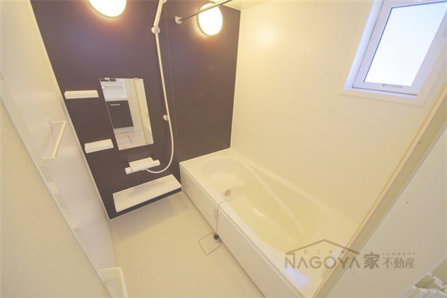 ベルソレイユ春岡 風呂画像