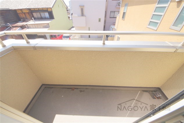 ベルソレイユ春岡 ベランダ