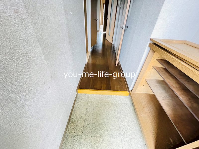 ラフィーネ湘南壱番館 玄関
