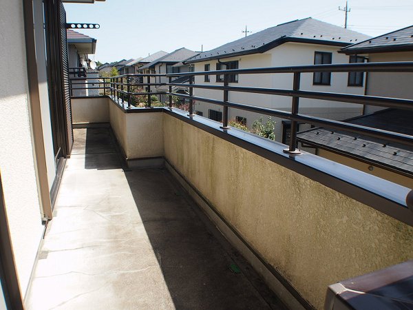 栃木県宇都宮市豊郷台２丁目32-4 ベランダ