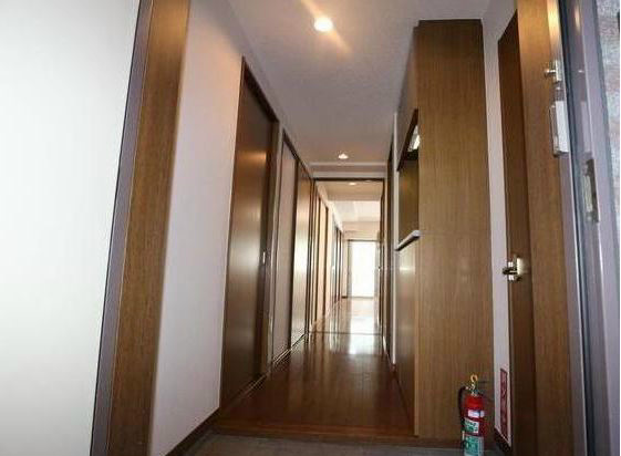 コルビュジェ藤沢 玄関