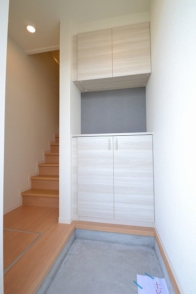 モンパルナス 玄関