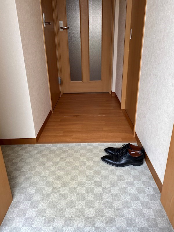 セレナ長池 玄関