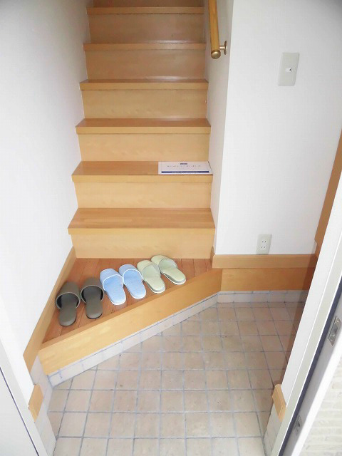 メゾンアジュール 玄関