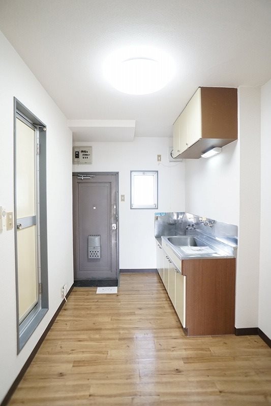 ハッピーライフ 玄関