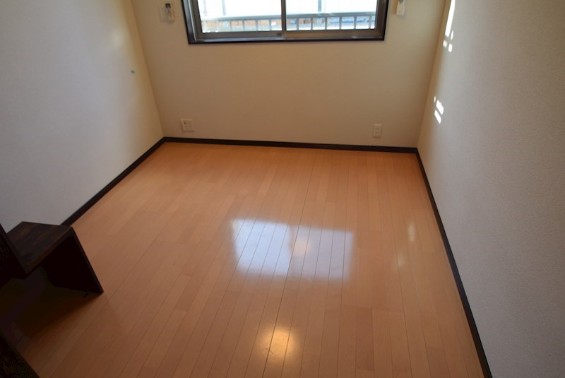 イーストフォート リビング