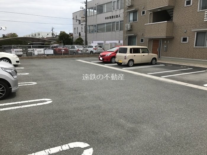 フェリーチェ　A 駐車場
