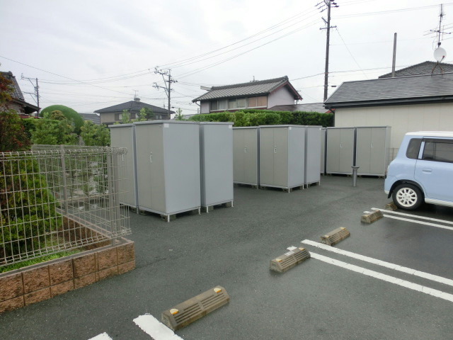 フェリーチェ　A 駐車場