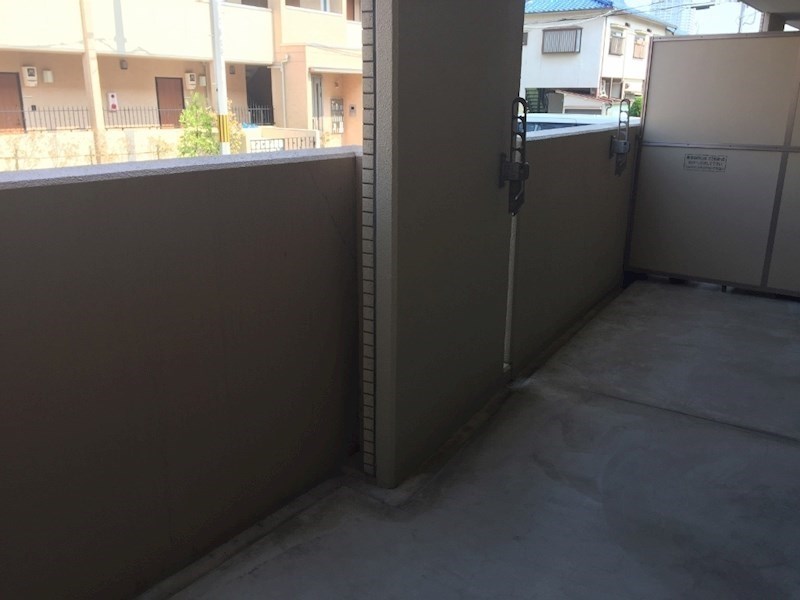 ファミーユ千里丘 ベランダ