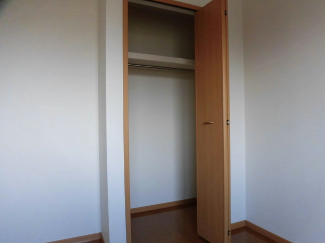 グランデ新田B 収納