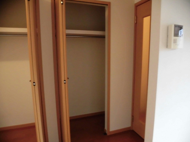 グランデ新田B 収納