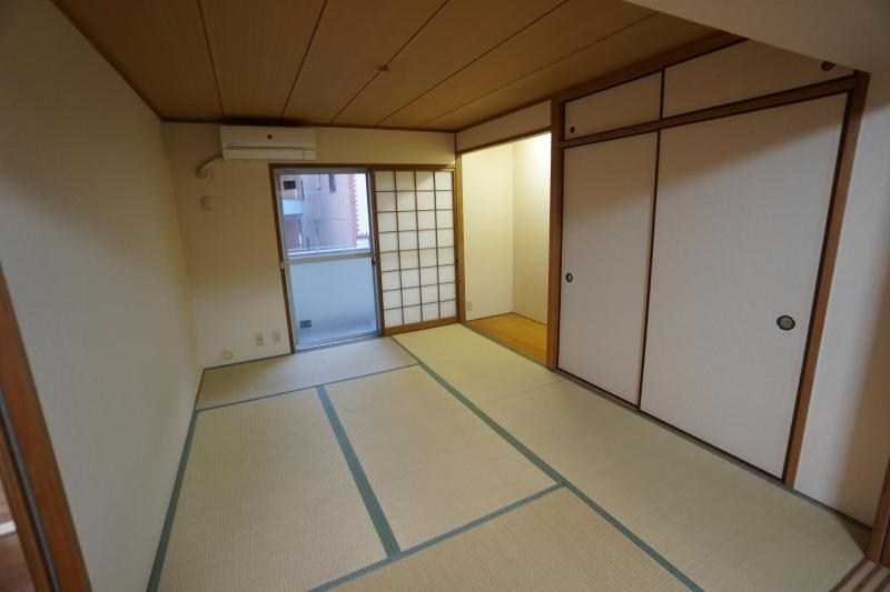 ドムス西高槻 ベッドルーム