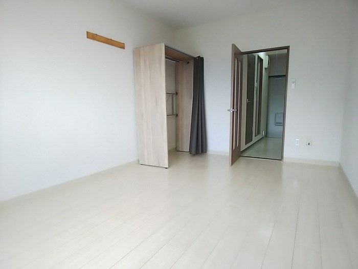 ロマネコンティ リビング