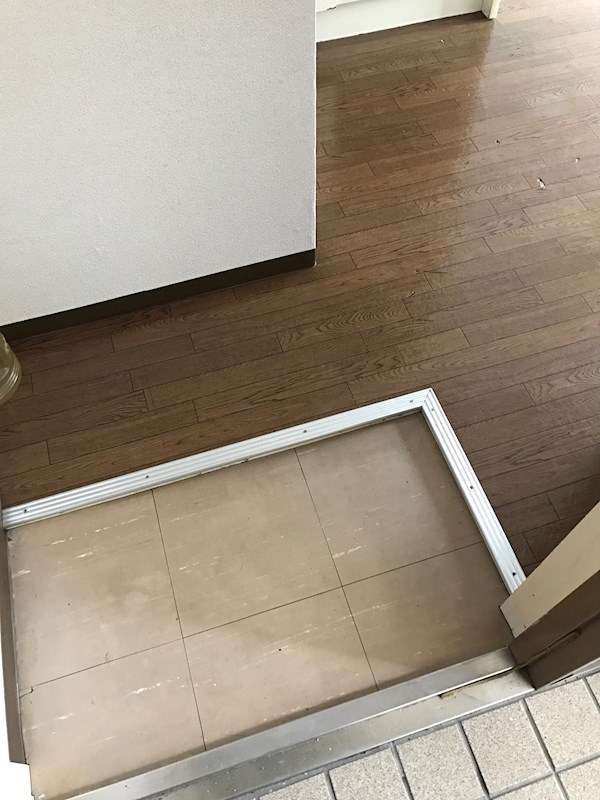浜口エコーハイツ 玄関
