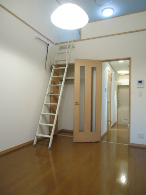 カンタビア湘南 リビング