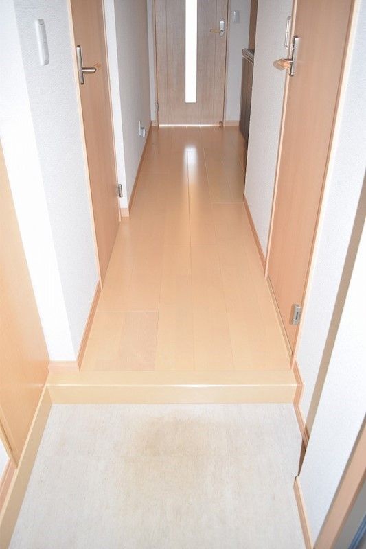 コントウィスタ 玄関