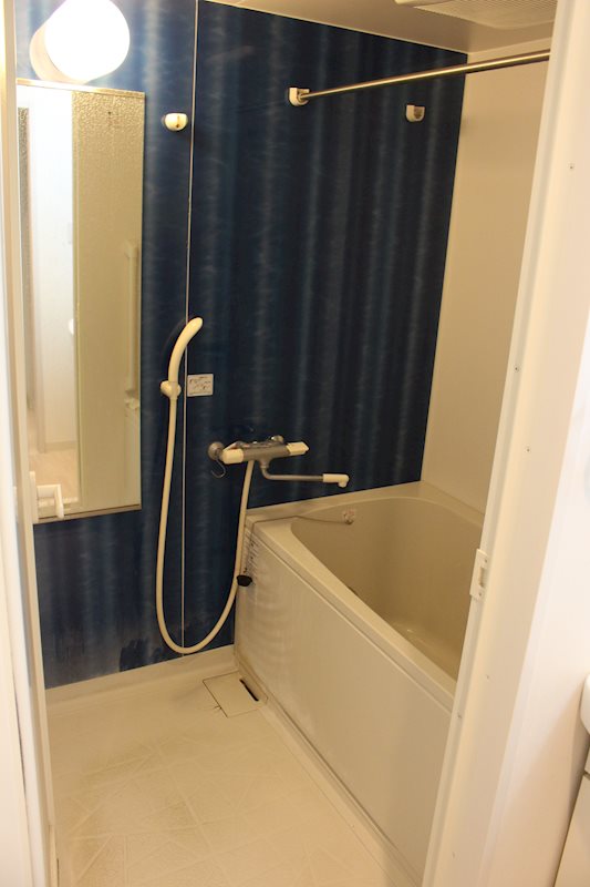 セリーゼ ウエスト 風呂画像