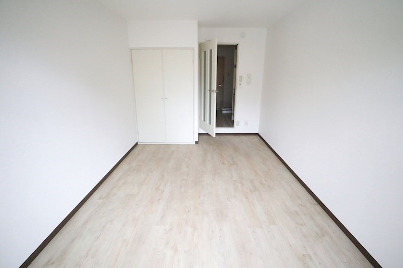 セグンド・エビスヤ リビング