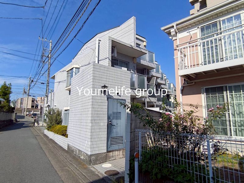 ユースフル伊勢原 204号室 外観