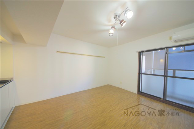 THUマンション リビング