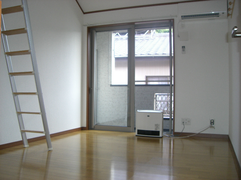 シャルムハイツ リビング