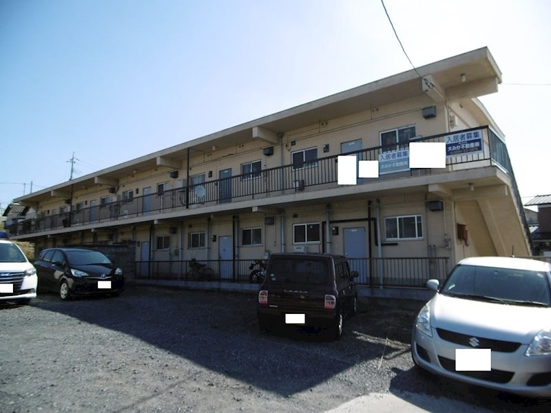 小川ハイツ 駐車場