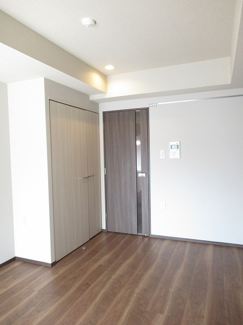 ＨＹ&amp;rsquo;ｓ ｃｒｅｃｅｒ 清澄白河 玄関