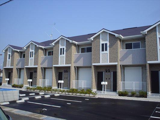 ロイヤル･シャトー・M 103号室 外観