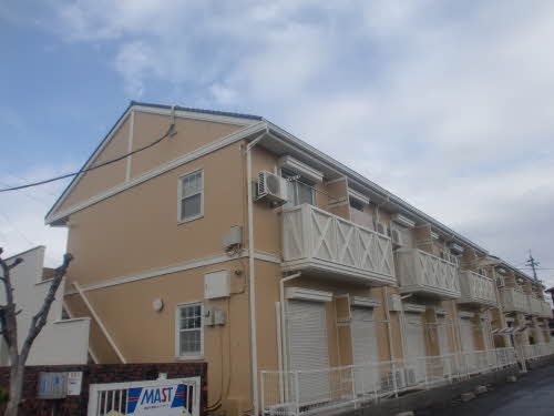 パインコート B棟 外観