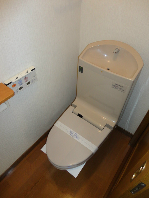 青井邸一階 トイレ