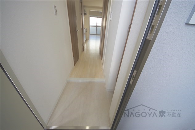 Wコート城西 玄関