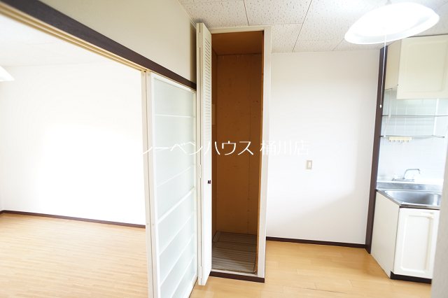 グリューネハイムⅠ 収納
