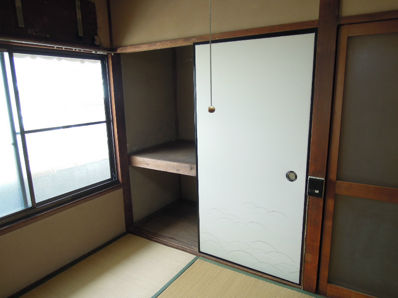 亀井町１丁目店舗 収納