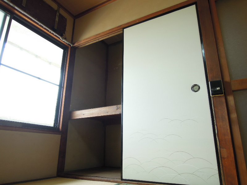 亀井町１丁目店舗 収納