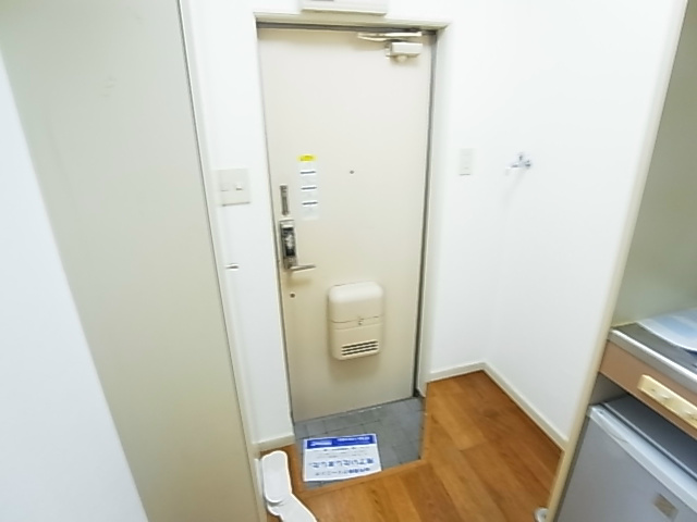 ジュネパレス新松戸第52 玄関