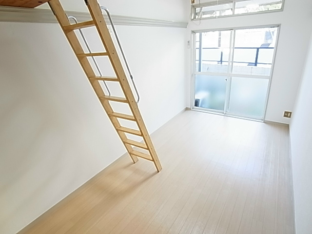 フジパレス八柱 リビング