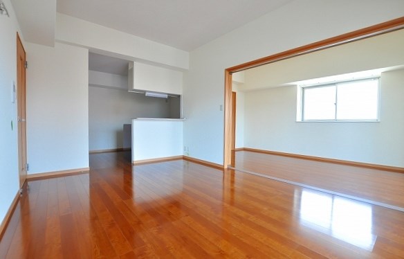 サンシャインプリンセス北九州 リビング