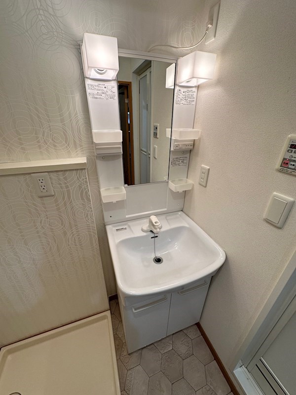 クレインステージ鶴見 玄関